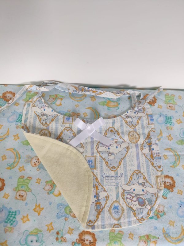 Carousel bib