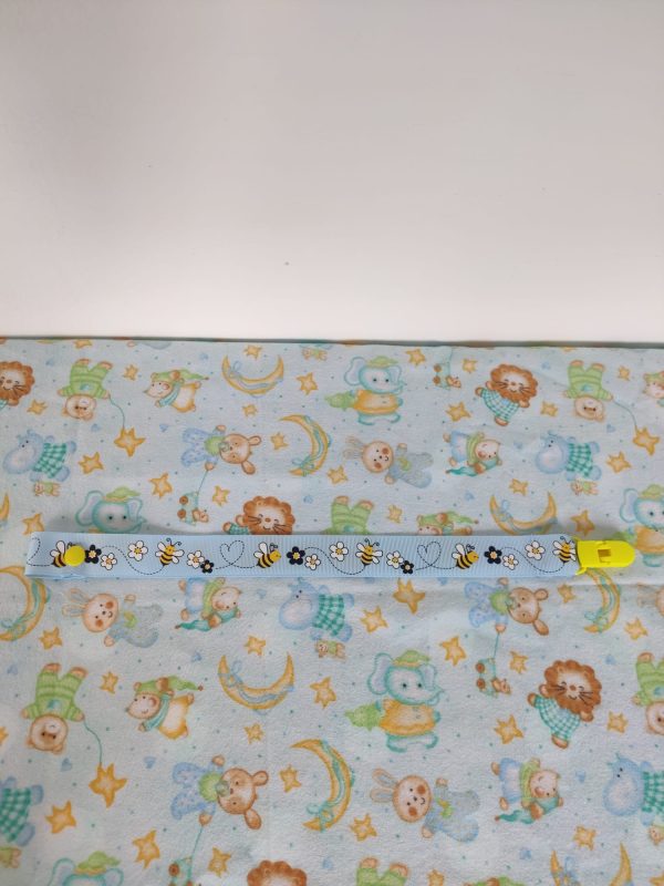 Bee pacifier clip - Image 3