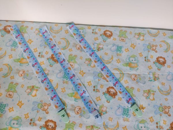 Mermaids pacifier clip - Image 2