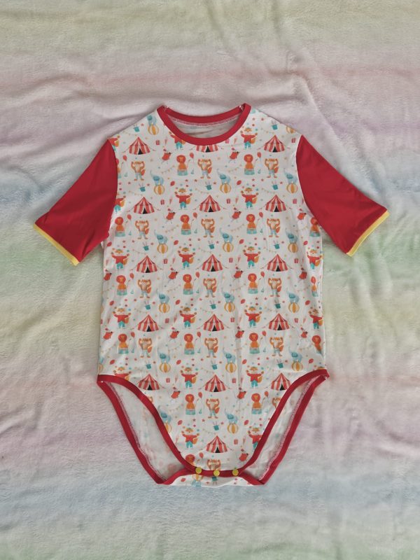 Circus onesie 38" - Image 2
